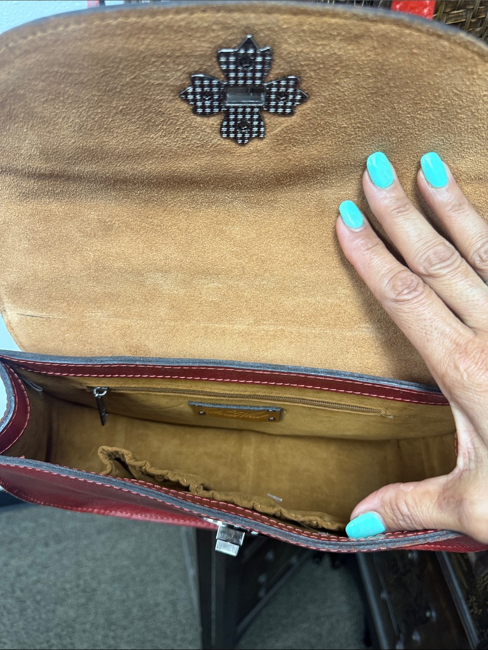 Red Leather Top-Handle Women’s Bag with Bamboo Handle - special edition - Picture 7 of 8
